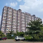 Best Choice 2Br Apartment At The Edge Bandung By Travelio