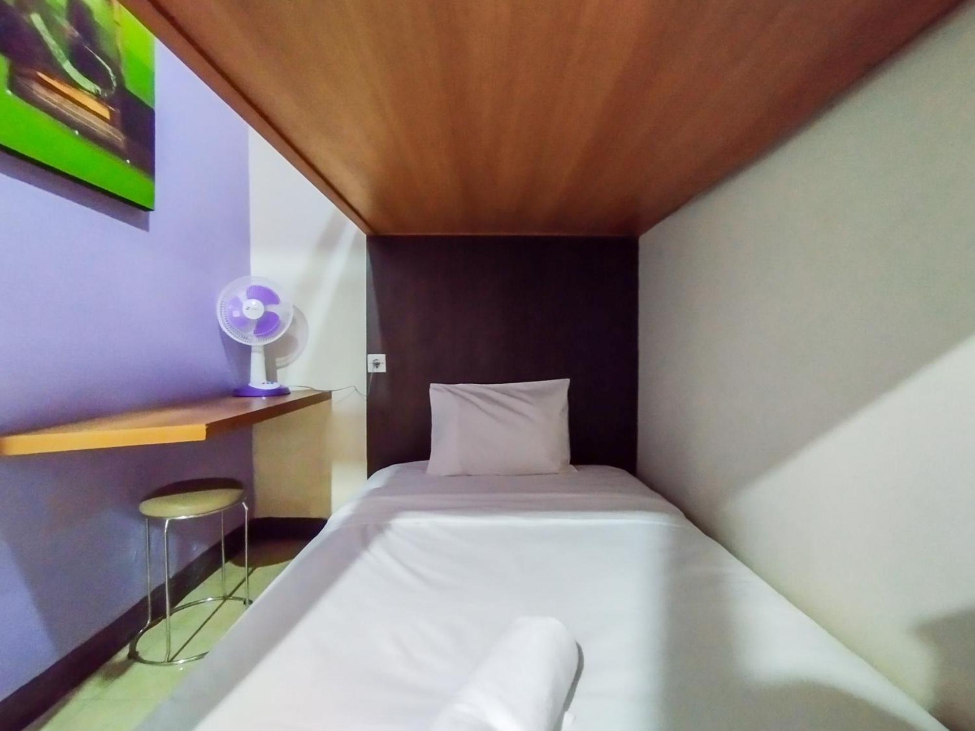 Choice 2br At The Edge By Travelio * Bandung